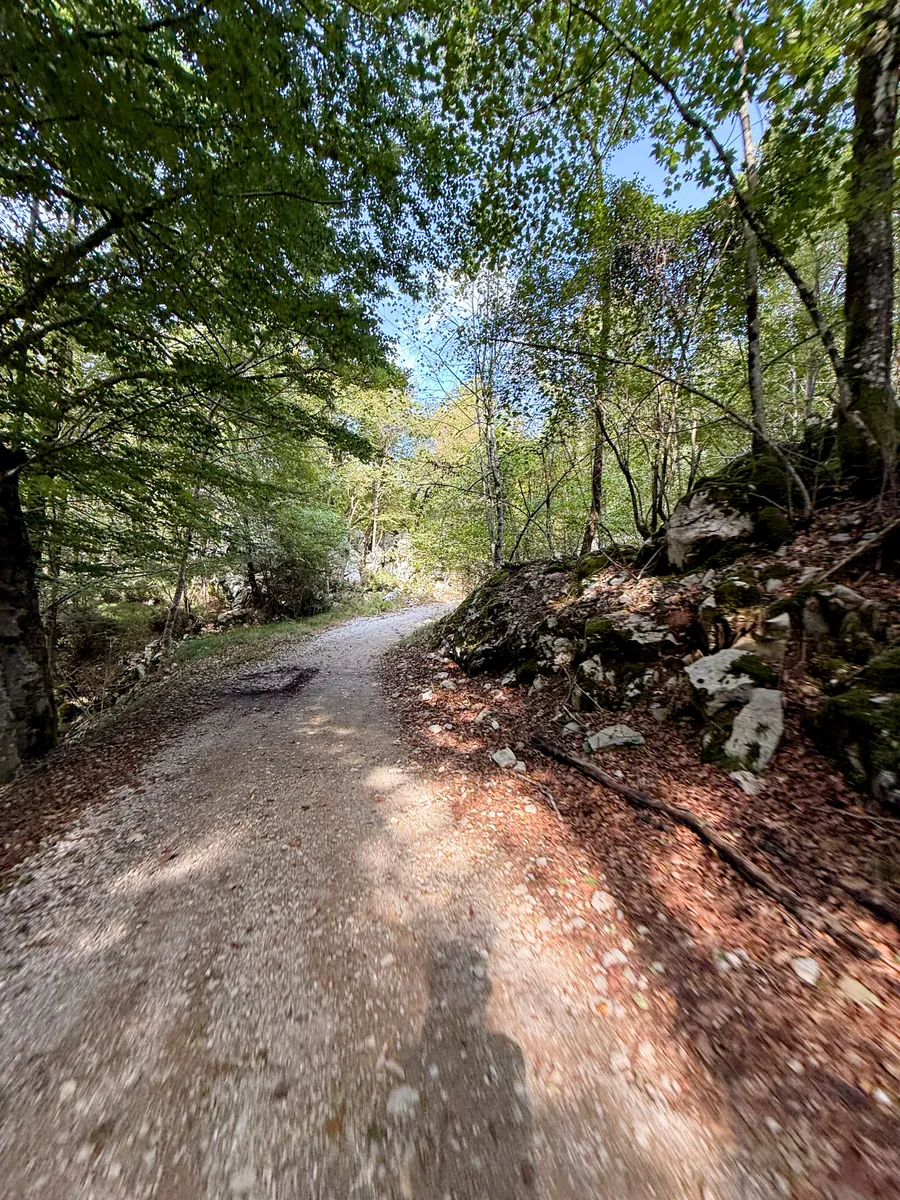 Gravelowa ścieżka do Klany