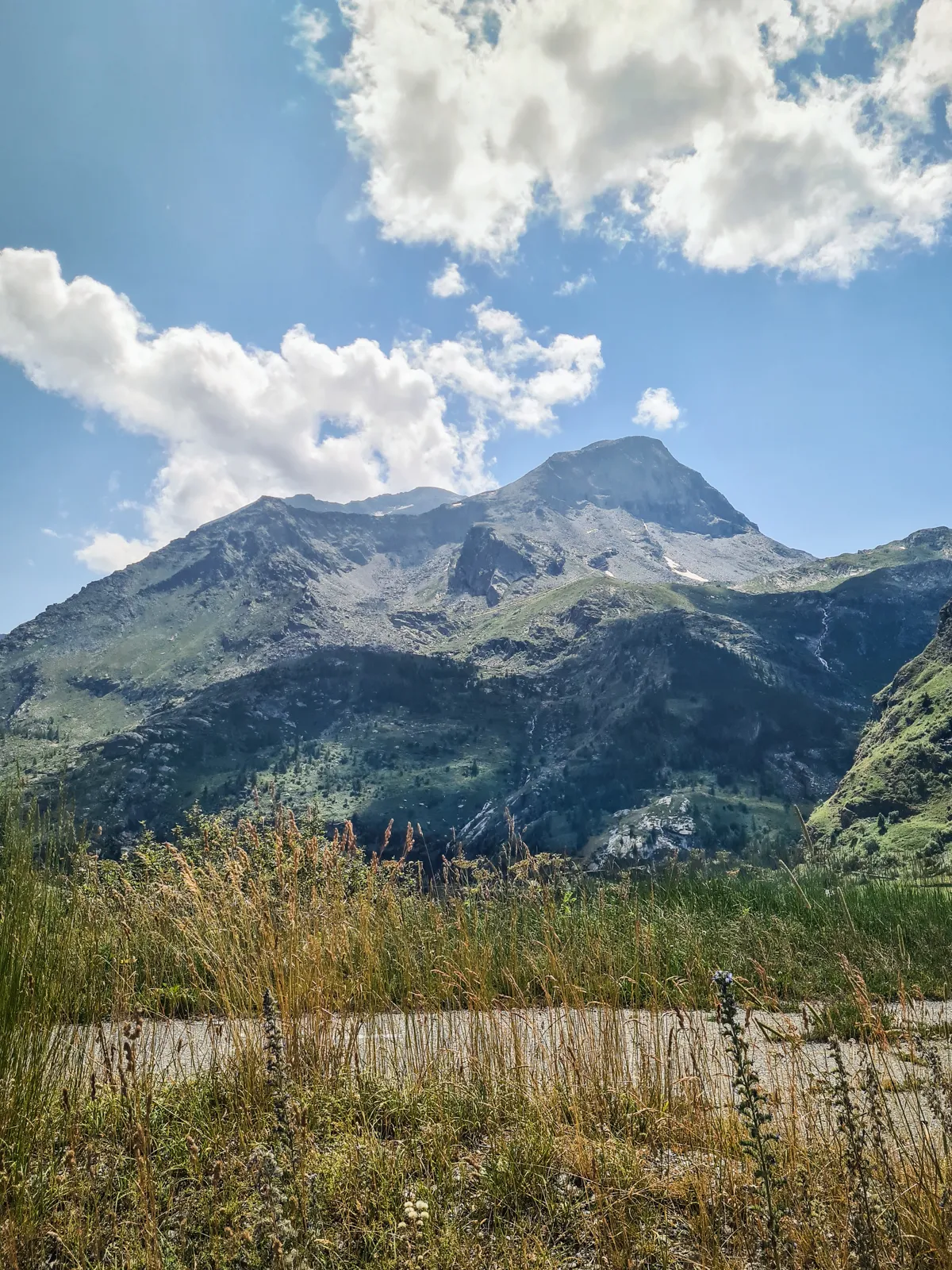 Surrounding mountains