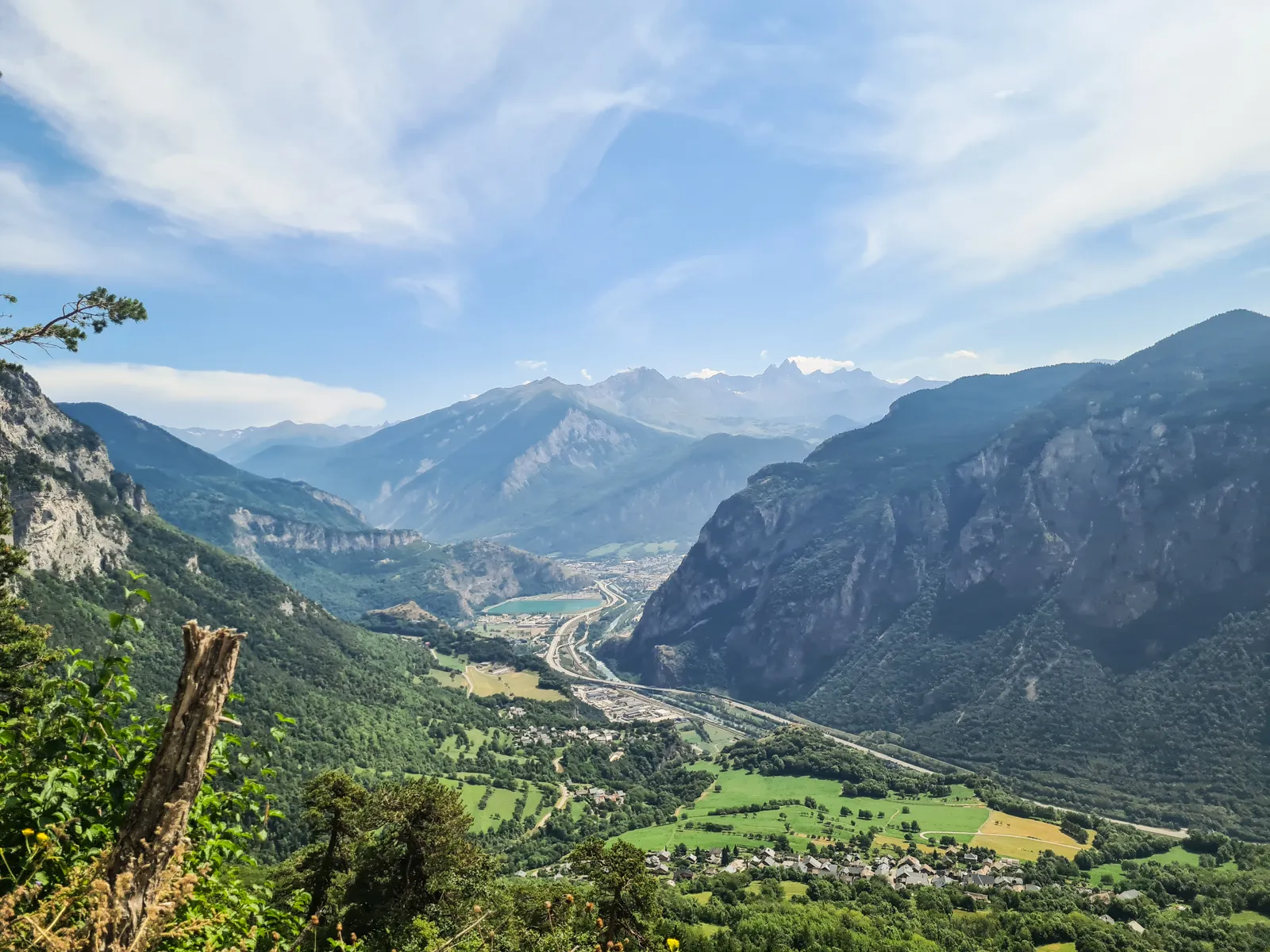 Widok na Saint-Michel-de-Maurienne