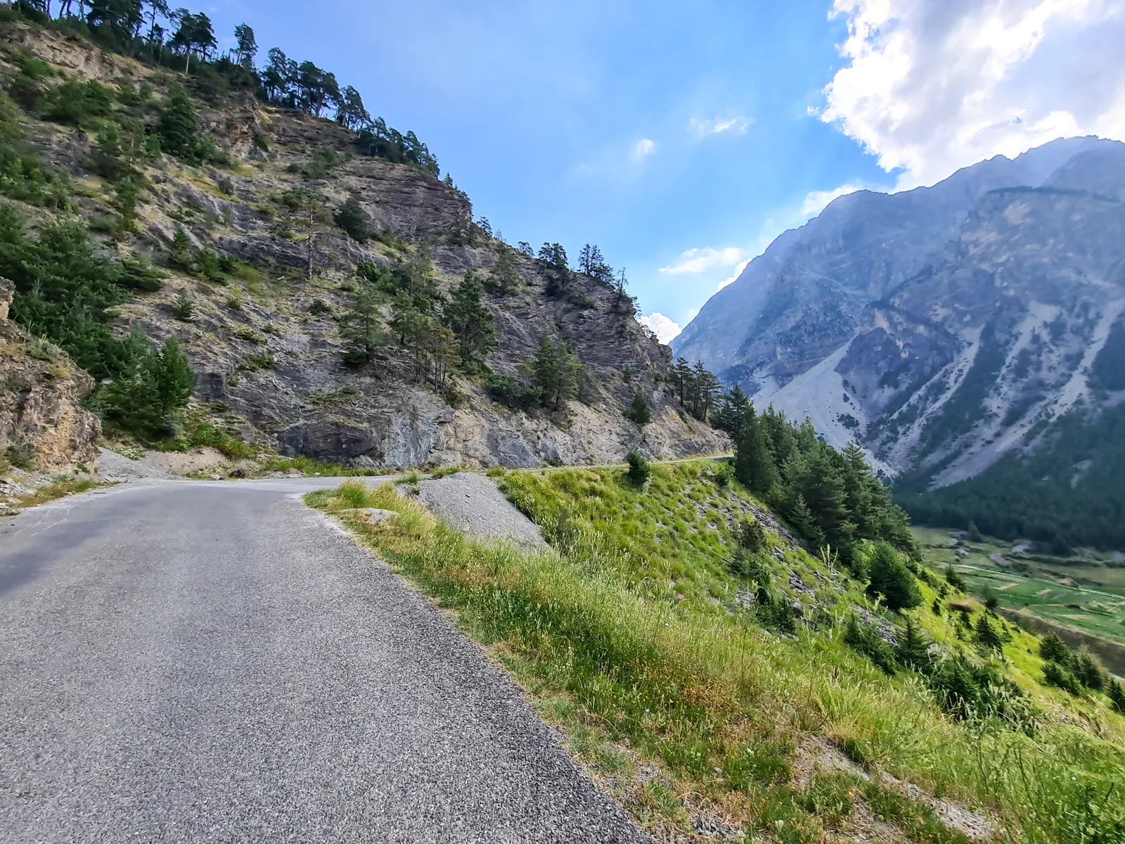 Climbing La Vallée des Fonts de Cervières